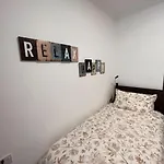 3 Bedroom Seaside Luxury - Sleeps 8