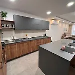 Apartmán 3 Bedroom Seaside Luxury - Sleeps 8 St. Paul's Bay