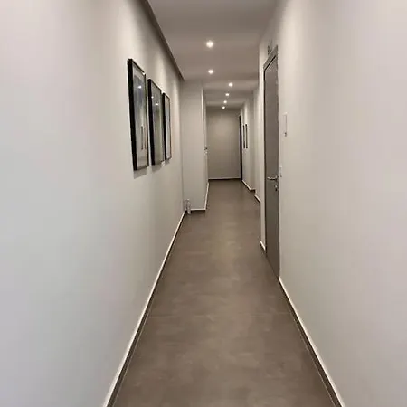 3 Bedroom Seaside Luxury - Sleeps 8