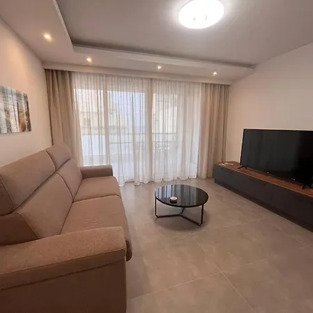 Appartement 3 Bedroom Seaside Luxury - Sleeps 8